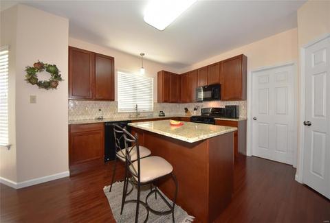 686 Whispering Willow Dr, O'fallon, MO 63366 photo 16