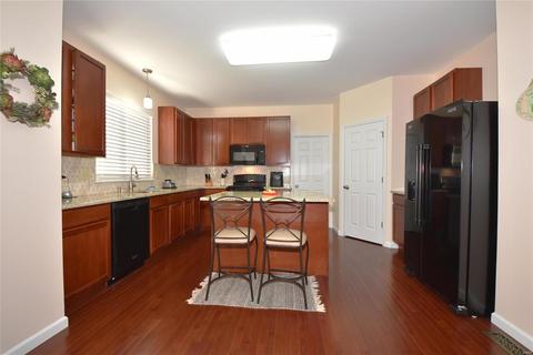 686 Whispering Willow Dr, O'fallon, MO 63366 photo 15
