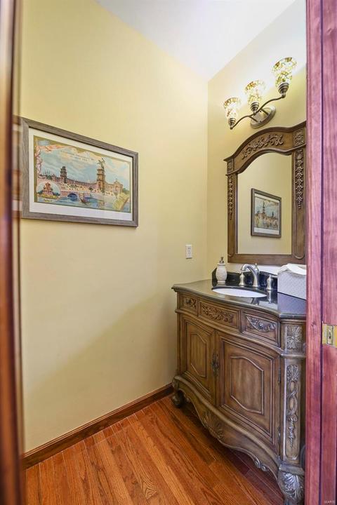 749 Castle Ridge Dr, Ballwin, MO 63021 photo 37