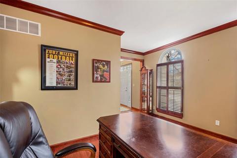 749 Castle Ridge Dr, Ballwin, MO 63021 photo 16