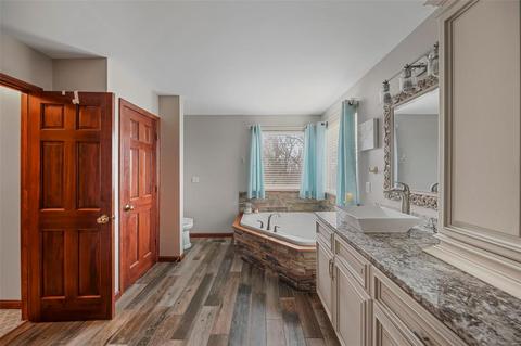 749 Castle Ridge Dr, Ballwin, MO 63021 photo 49