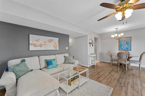 8806 Eager Rd, Saint Louis, MO 63144 photo 3