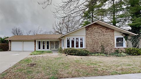 663 Henry Ave, Manchester, MO 63011 photo 1