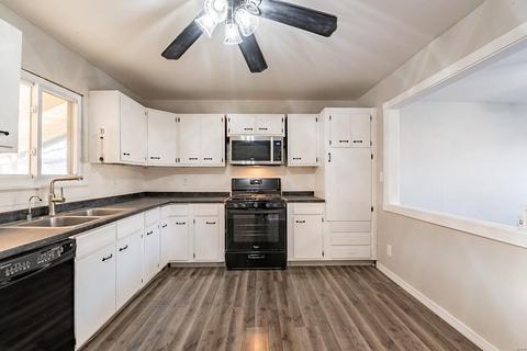 204 Allen, O'fallon, MO 63366 photo 2