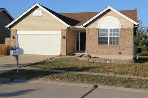 1807 Briarcommon Dr, Lake Saint Louis, MO 63367 photo 1