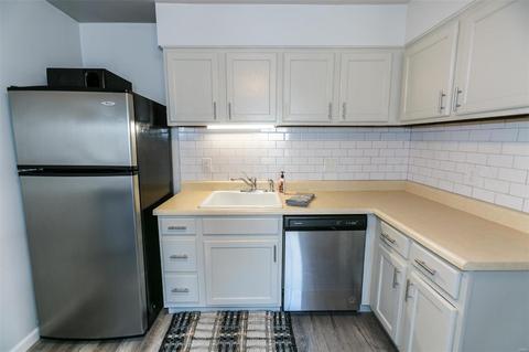 4333 Arrow Tree #E, Saint Louis, MO 63128 photo 11