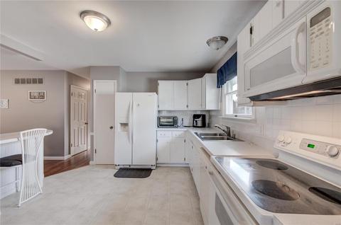 658 Showplace, Ballwin, MO 63021 photo 9