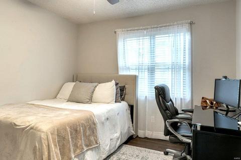 9106 Eager Rd, Saint Louis, MO 63144 photo 16