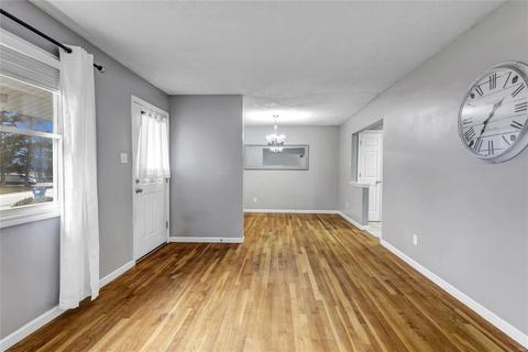 6 Queen Cir, O'fallon, MO 63366 photo 5