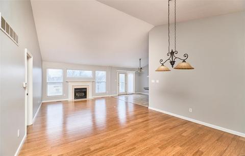 613 W Falls Ct, O'fallon, MO 63368 photo 6