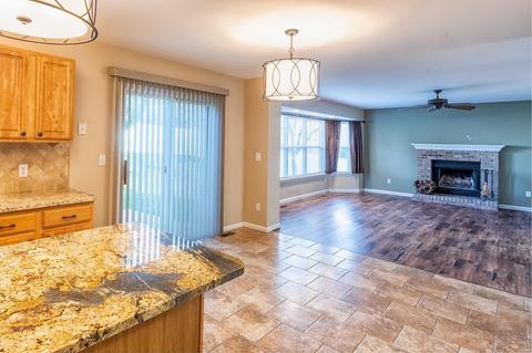 2 Eagle Spur Ct, Saint Charles, MO 63303 photo 10