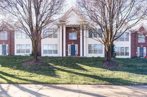 1610 Forest Springs Ln #B, Ballwin, MO 63021 photo 2