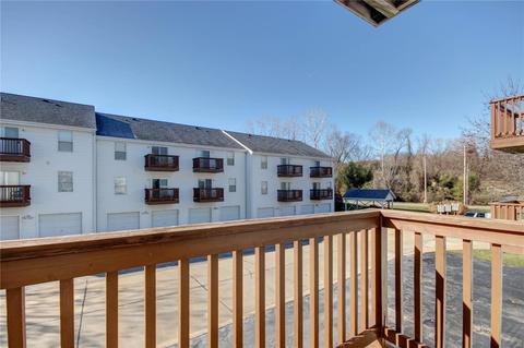 1610 Forest Springs Ln #B, Ballwin, MO 63021 photo 18