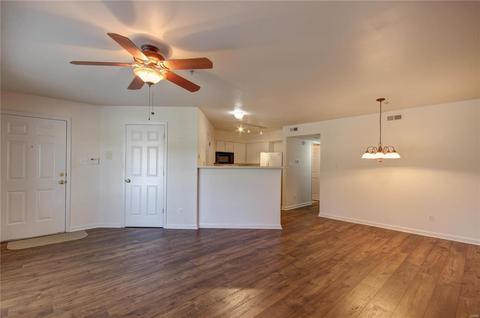 1610 Forest Springs Ln #B, Ballwin, MO 63021 photo 7