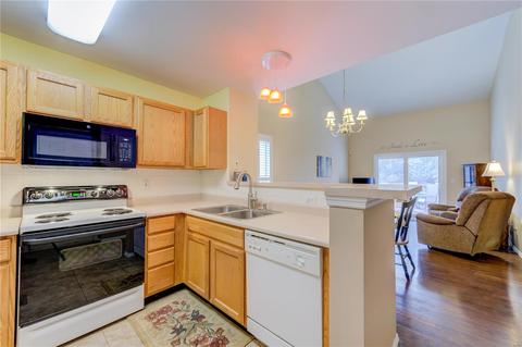 1537 Forest Springs Dr, Ballwin, MO 63021 photo 9