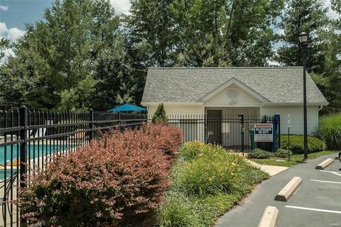 1537 Forest Springs Dr, Ballwin, MO 63021 photo 35