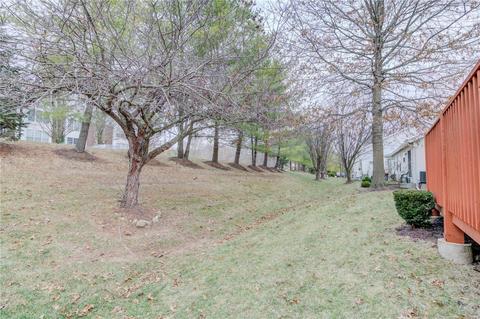 1537 Forest Springs Dr, Ballwin, MO 63021 photo 4