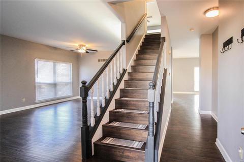 1067 Johanna Dr, Ballwin, MO 63021 photo 2