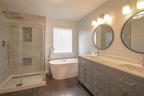 1067 Johanna Dr, Ballwin, MO 63021 photo 18