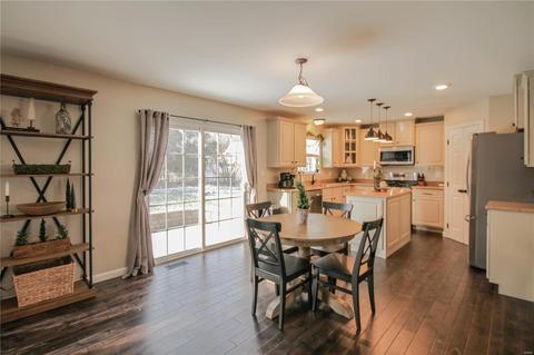 828 Ashton Way Cir, Eureka, MO 63025 photo 10