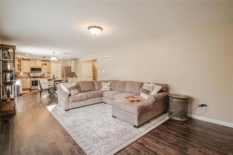 828 Ashton Way Cir, Eureka, MO 63025 photo 7
