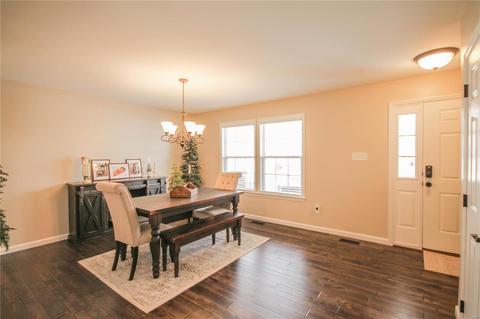828 Ashton Way Cir, Eureka, MO 63025 photo 4