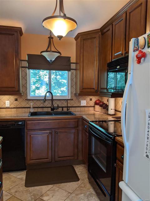 13 Windstone Ct, O'fallon, MO 63366 photo 14