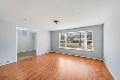 500 Clarington Dr, Ballwin, MO 63011 photo 4