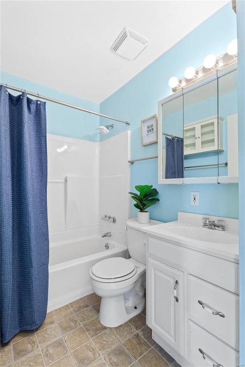 711 Primrose Ct, O'fallon, MO 63366 photo 16
