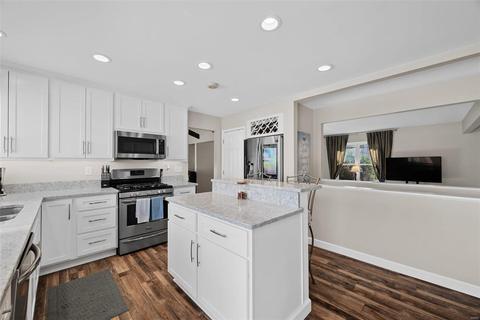 716 Barham Down Dr, Ballwin, MO 63011 photo 10