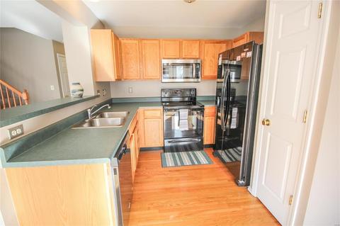 247 Centerfield Dr, O'fallon, MO 63366 photo 6