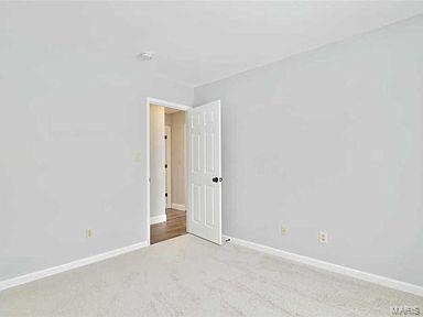 620 Hickory Knoll Ct, Ballwin, MO 63021 photo 9