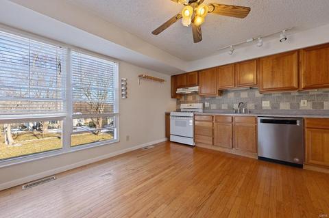 677 Cedar Run Dr, Ballwin, MO 63021 photo 10
