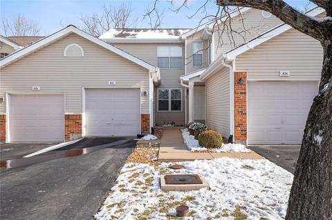 832 Woodside Trl, Ballwin, MO 63021 photo 1