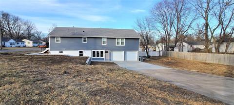 514 Ofallon Ave, O'fallon, MO 63366 photo 2