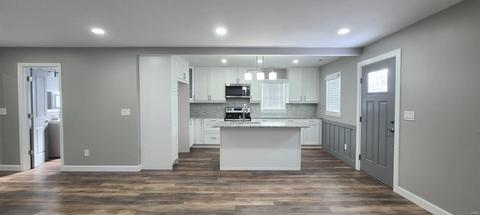 514 Ofallon Ave, O'fallon, MO 63366 photo 3