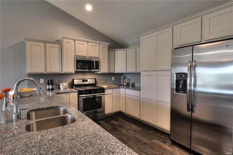 219 Old Schaeffer, O'fallon, MO 63366 photo 9