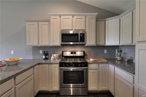 219 Old Schaeffer, O'fallon, MO 63366 photo 8