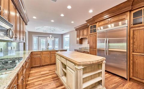 1049 Whitmoor Dr, Weldon Spring, MO 63304 photo 16