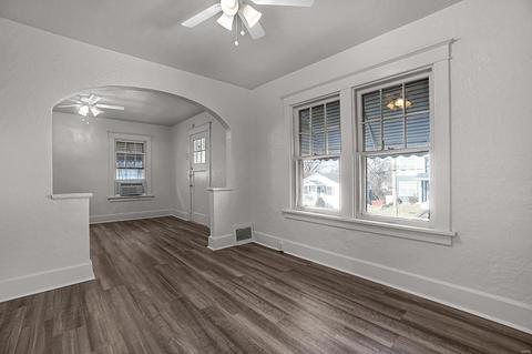 212 Eldridge Ave, Saint Louis, MO 63119 photo 3