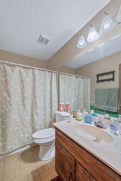 8 N Mdw, O'fallon, MO 63366 photo 14