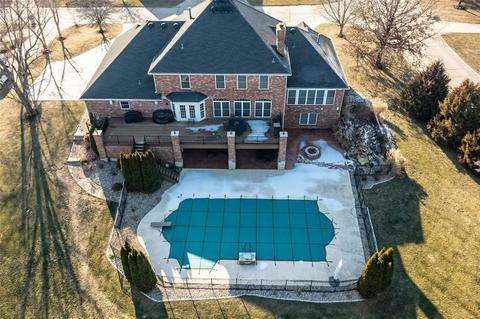 40 Windcastle Pl, Saint Charles, MO 63304 photo 6