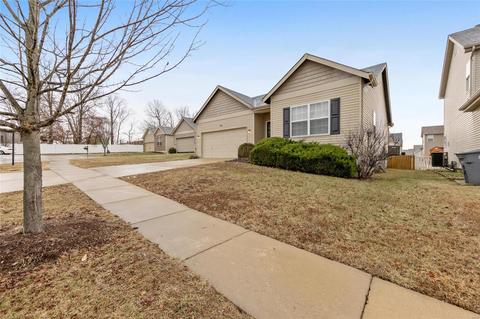 904 Daffodil Trl, O'fallon, MO 63368 photo 2
