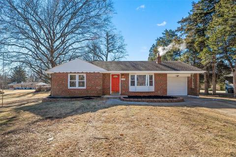 1334 Stein Rd, Saint Louis, MO 63135 photo 1
