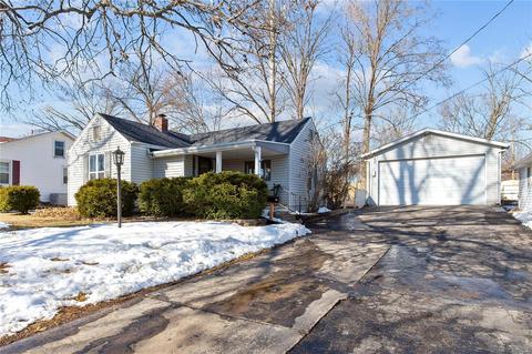 209 W Pitman, O'fallon, MO 63366 photo 2