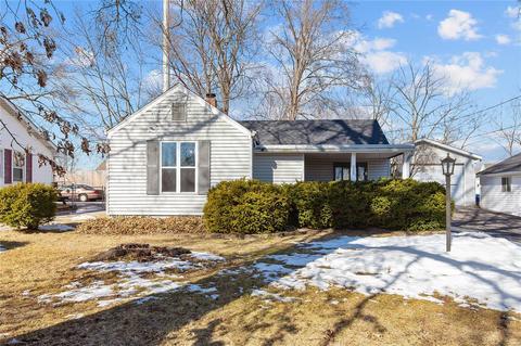 209 W Pitman, O'fallon, MO 63366 photo 1