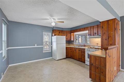 209 W Pitman, O'fallon, MO 63366 photo 6