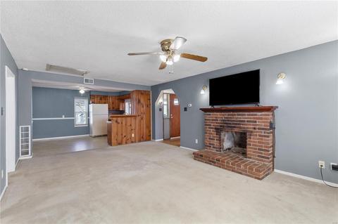 209 W Pitman, O'fallon, MO 63366 photo 4