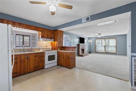 209 W Pitman, O'fallon, MO 63366 photo 9