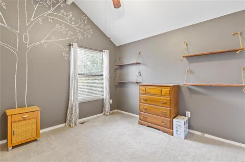 424 Far Hill Dr, Ballwin, MO 63021 photo 12